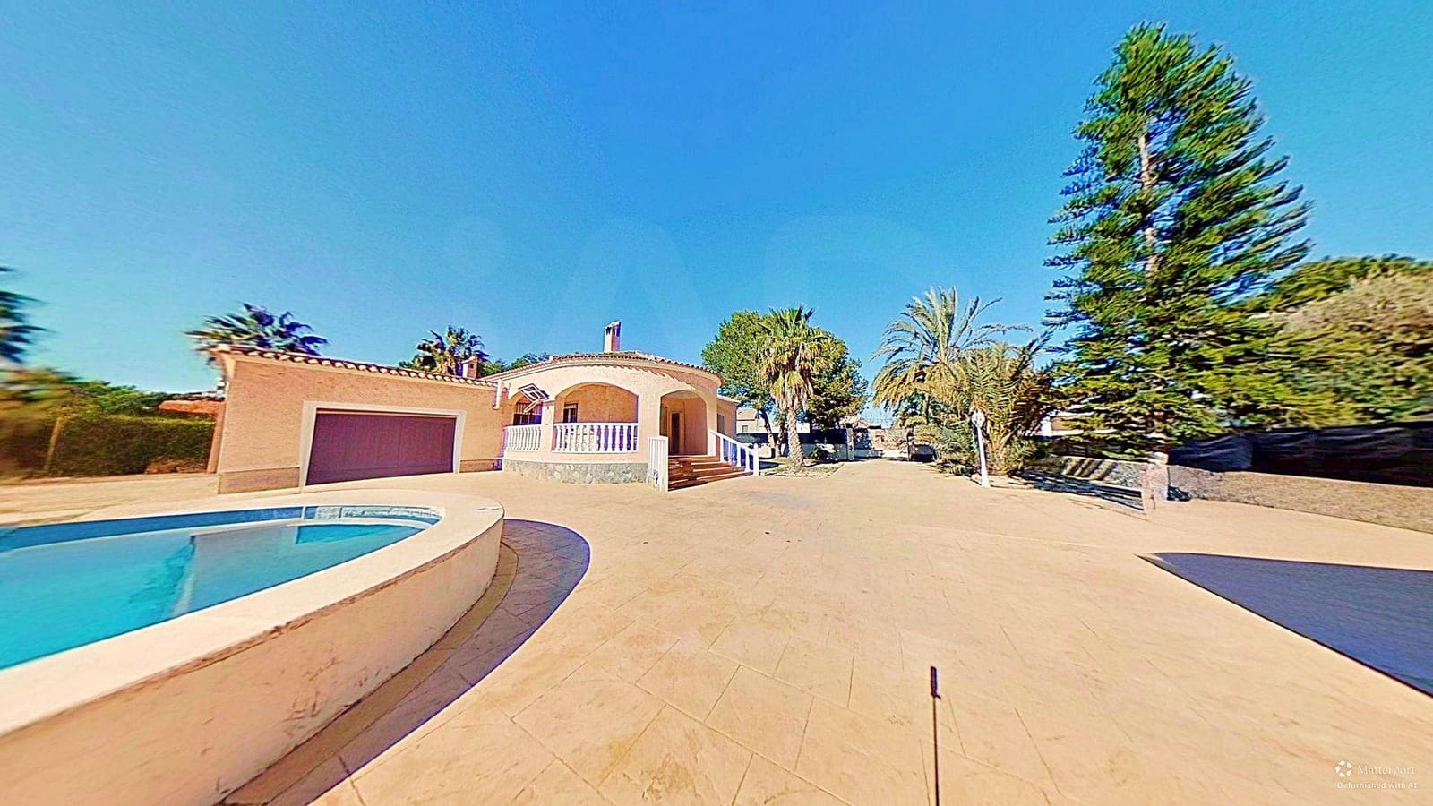 Chalet de 3 habitaciones en Dolores en venta con piscina garaje - 355.000 € (Ref: 9991051)