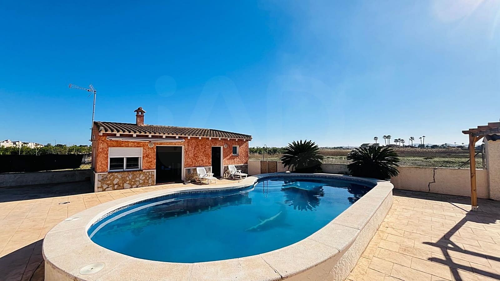 Chalet de 3 habitaciones en Dolores en venta con piscina garaje - 355.000 € (Ref: 9991051)