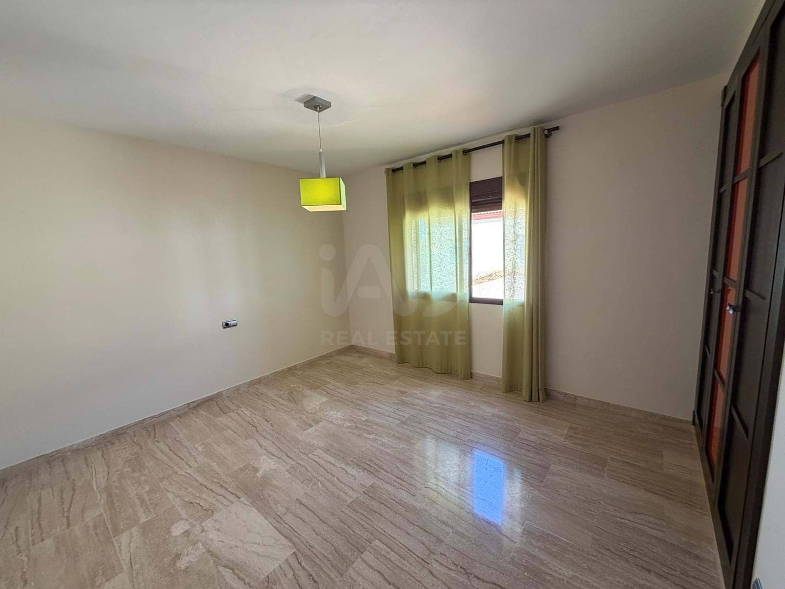 3 soverom Hus til salgs i Huelva by med garasje - € 350 000 (Ref: 9991053)