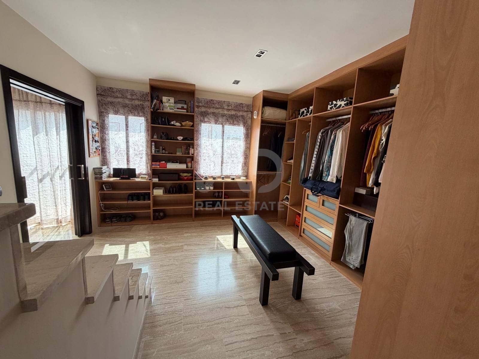 3 soverom Hus til salgs i Huelva by med garasje - € 350 000 (Ref: 9991053)