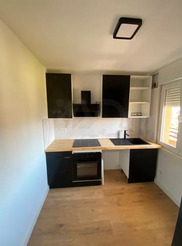 2 sovrum Lägenhet till salu i Burgos stad - 90 000 € (Ref: 9991054)