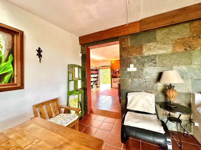 3 soverom Finca/Herregård til salgs i Huelva by med svømmebasseng - € 258 000 (Ref: 9991056)