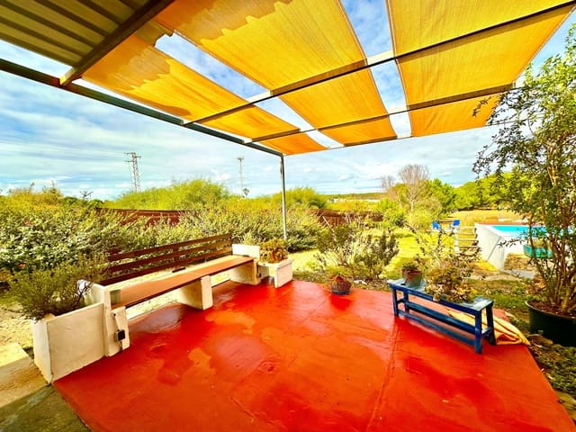 3 soverom Finca/Herregård til salgs i Huelva by med svømmebasseng - € 258 000 (Ref: 9991056)