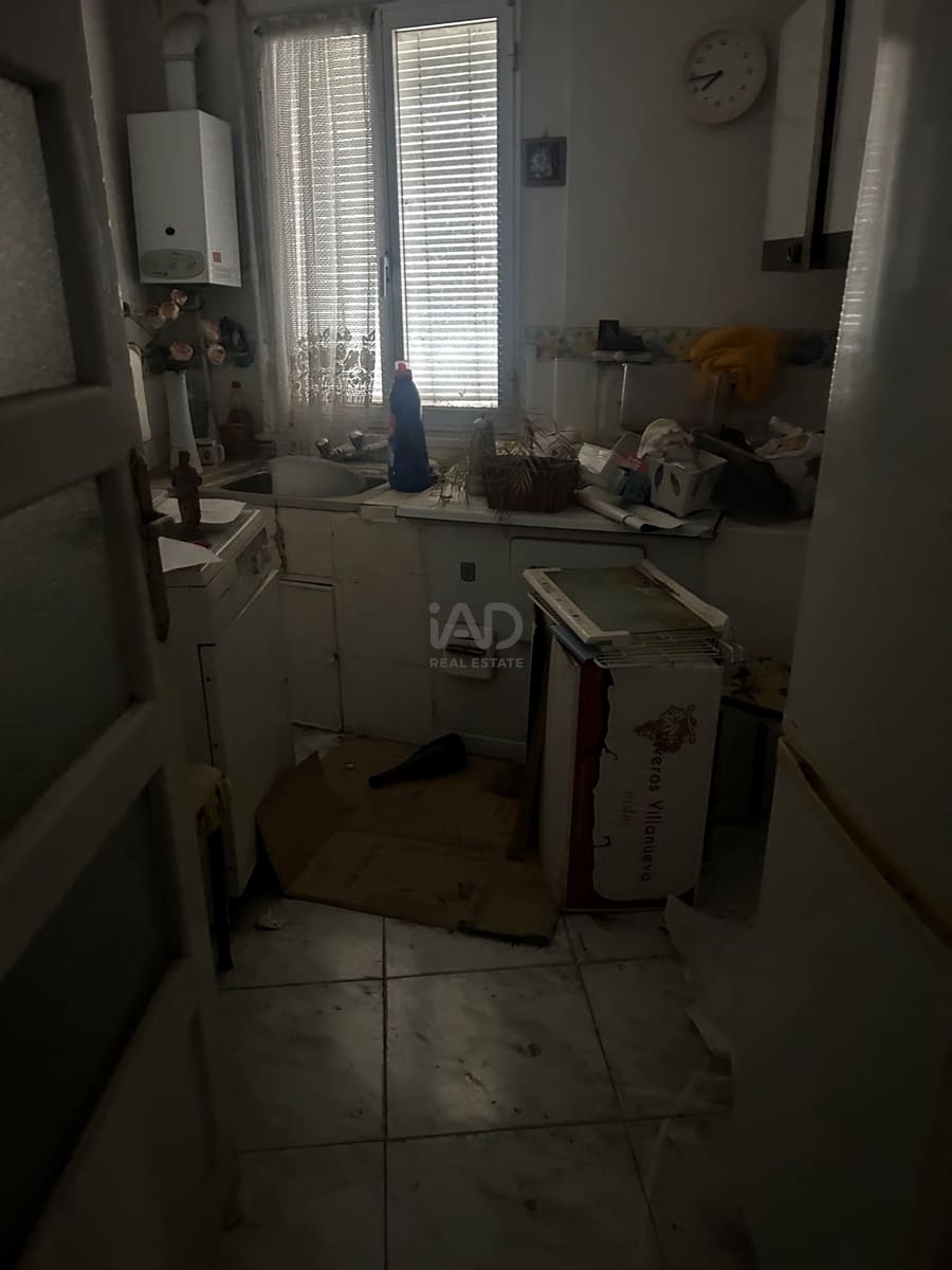 Gewerbe zu verkaufen in Leon Stadt - 330.000 € (Ref: 9991057)