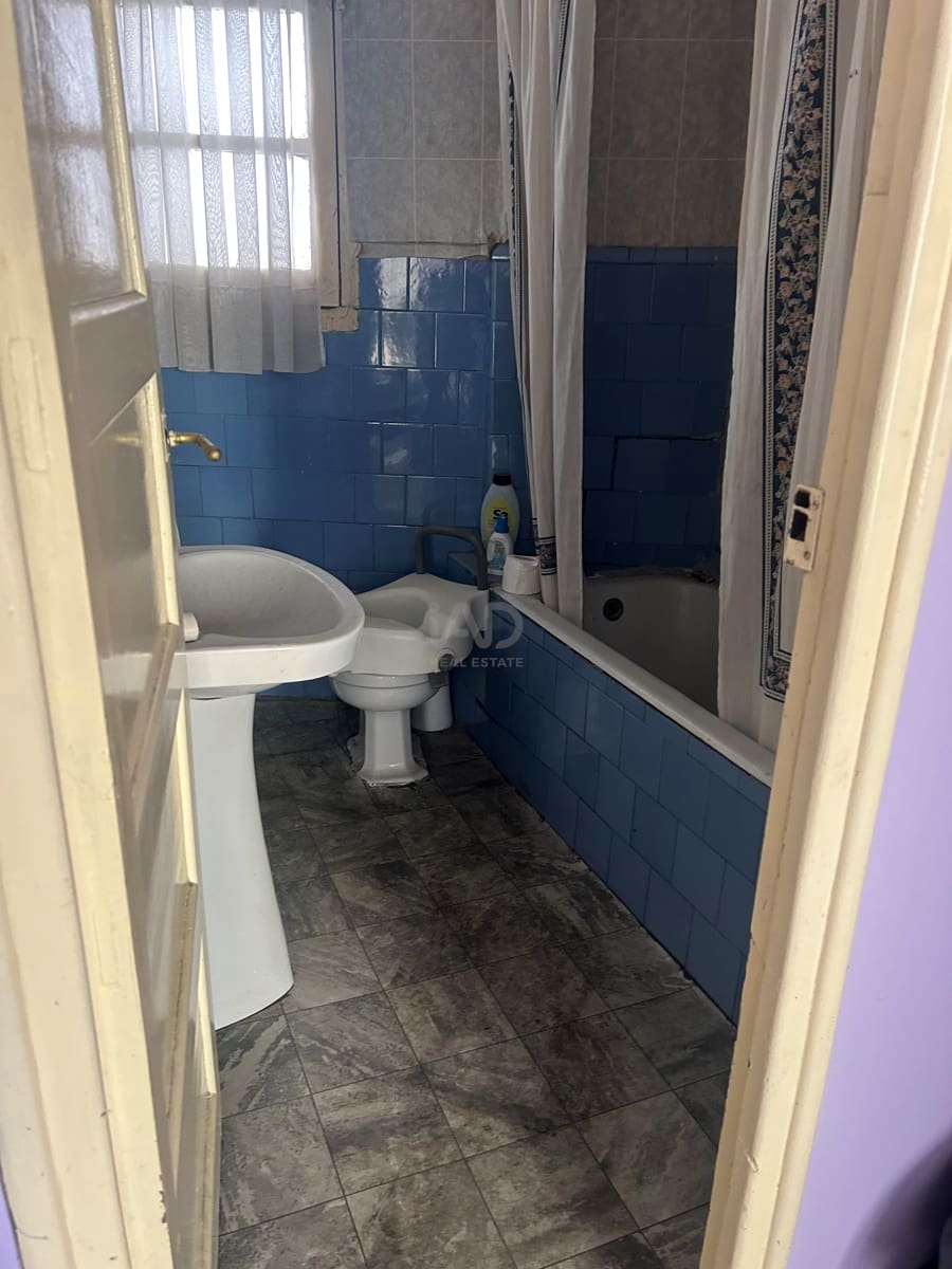 Gewerbe zu verkaufen in Leon Stadt - 330.000 € (Ref: 9991057)
