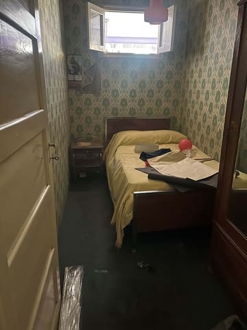 Kommersiell til salgs i Leon by - € 330 000 (Ref: 9991057)