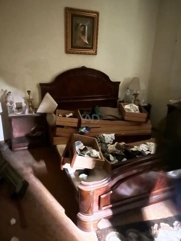 Kommersiell til salgs i Leon by - € 330 000 (Ref: 9991057)