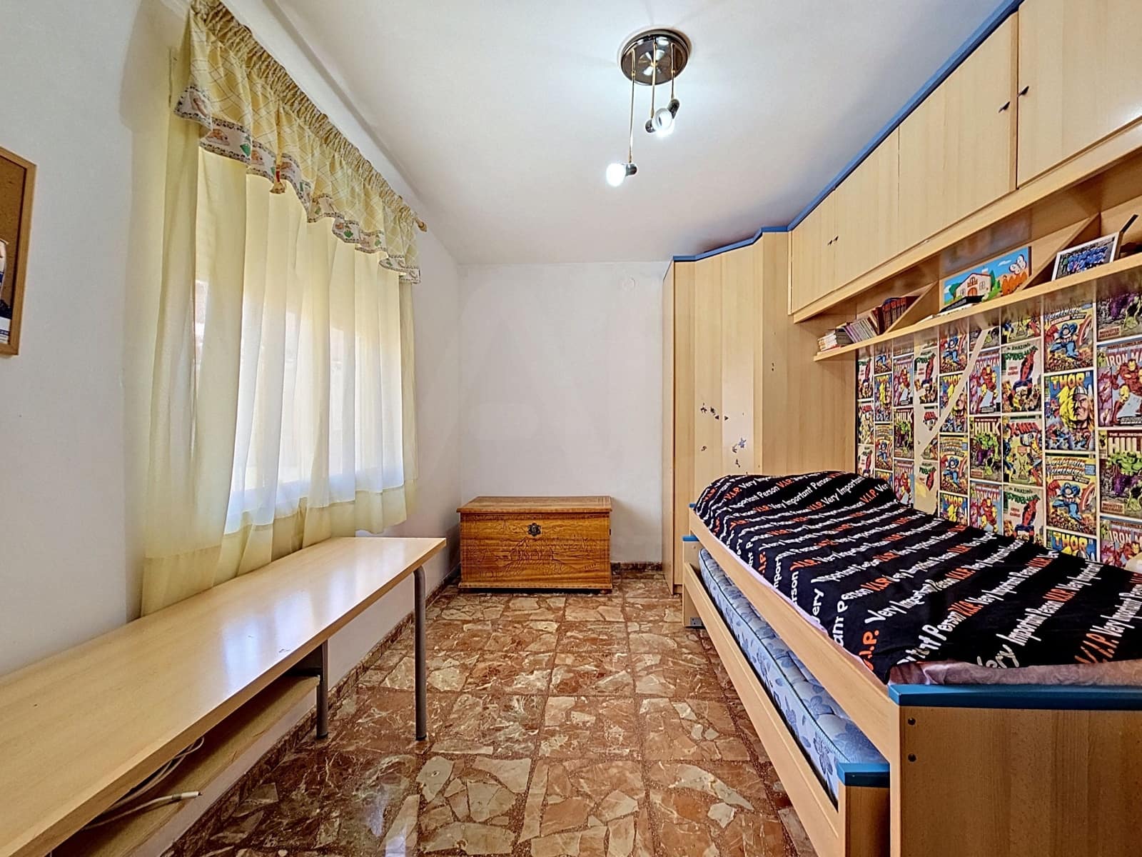 3 soveværelse Rækkehus til salg i Granada by med garage - € 230.000 (Ref: 9991063)