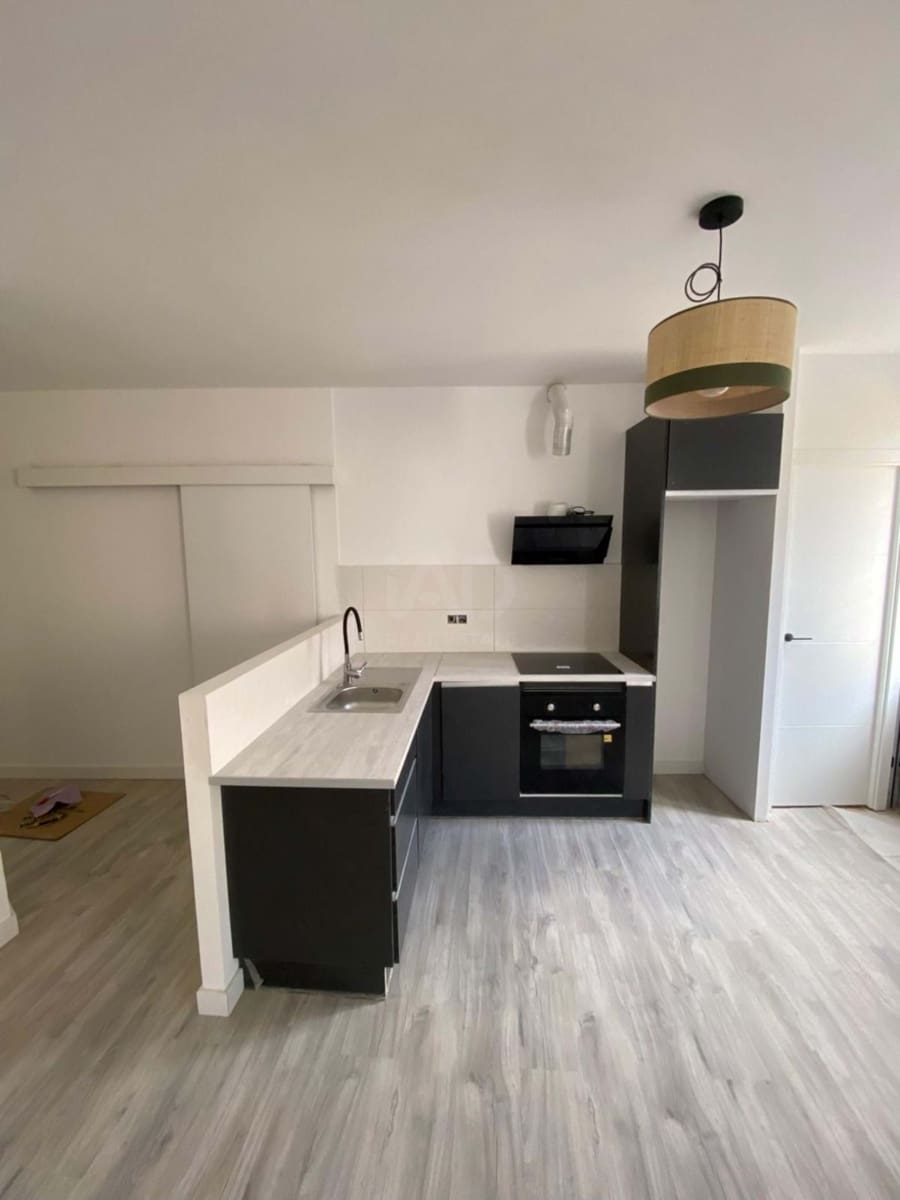 3 makuuhuone Huoneisto myytävänä paikassa Burgos kaupunki - 90 000 € (Ref: 9991064)