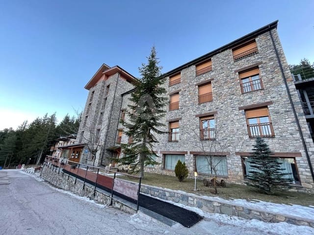 Erhverv til salg i Girona by - € 3.500.000 (Ref: 9991066)