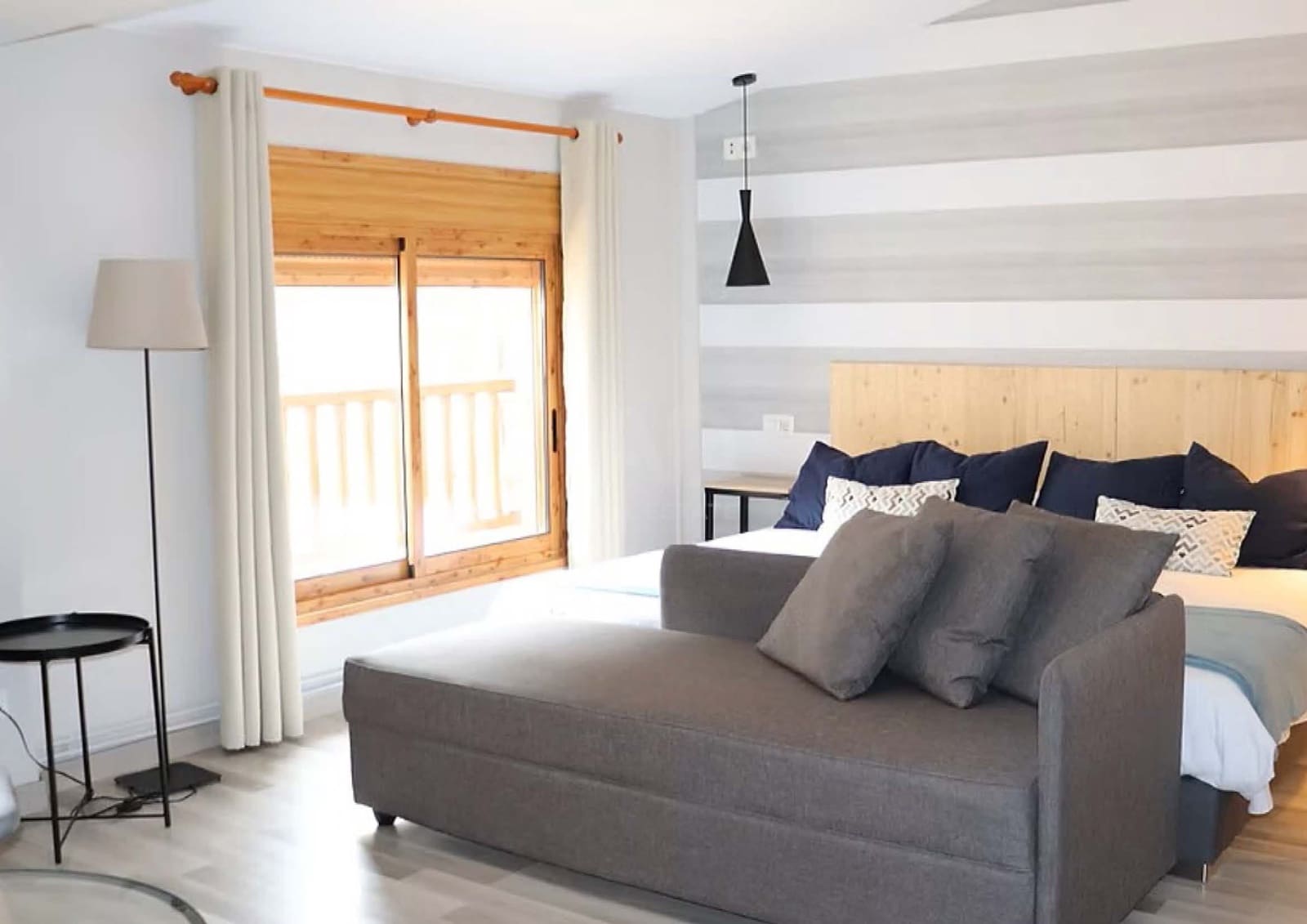 Commercial for sale in Girona city - € 3,500,000 (Ref: 9991066)