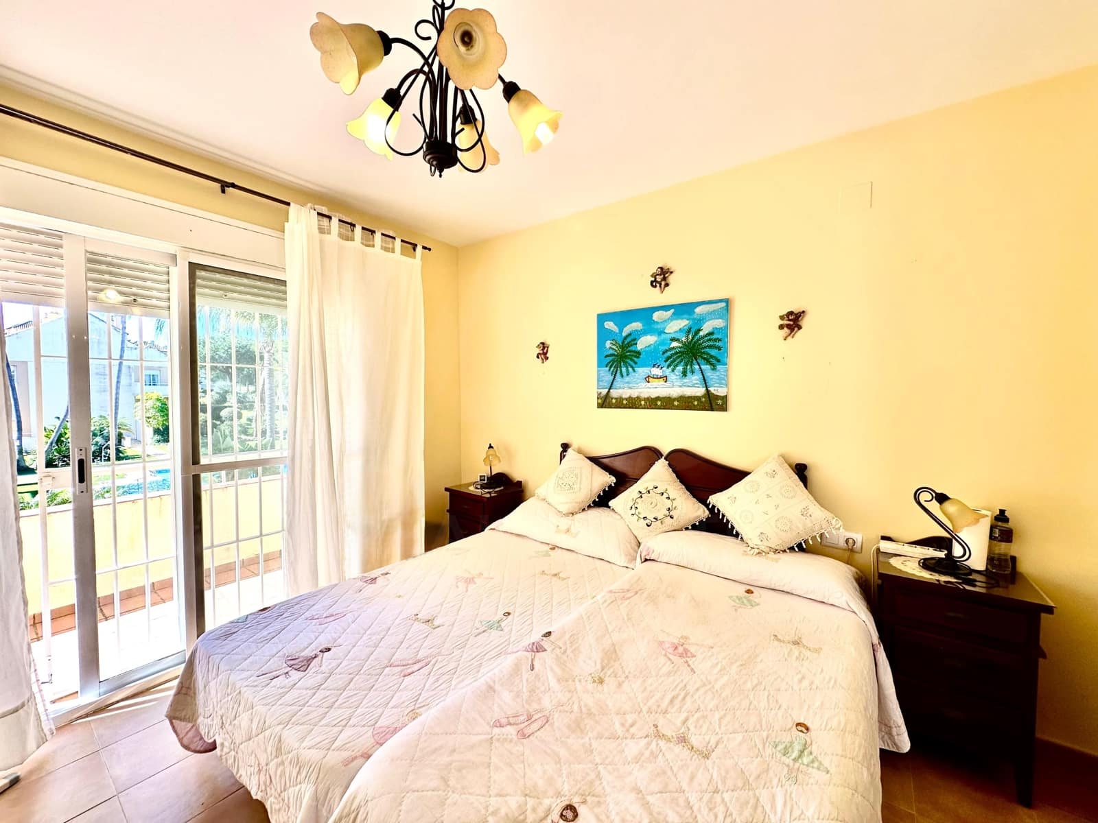 3 Zimmer Haus zu verkaufen in Huelva Stadt mit Pool Garage - 318.000 € (Ref: 9991067)