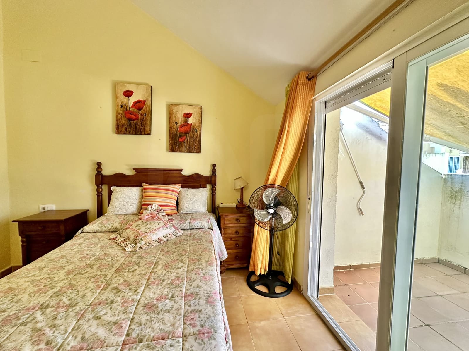 3 Zimmer Haus zu verkaufen in Huelva Stadt mit Pool Garage - 318.000 € (Ref: 9991067)