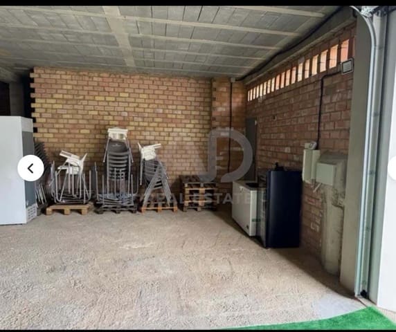 Garasje til salgs i Huelva by - € 127 000 (Ref: 9991068)