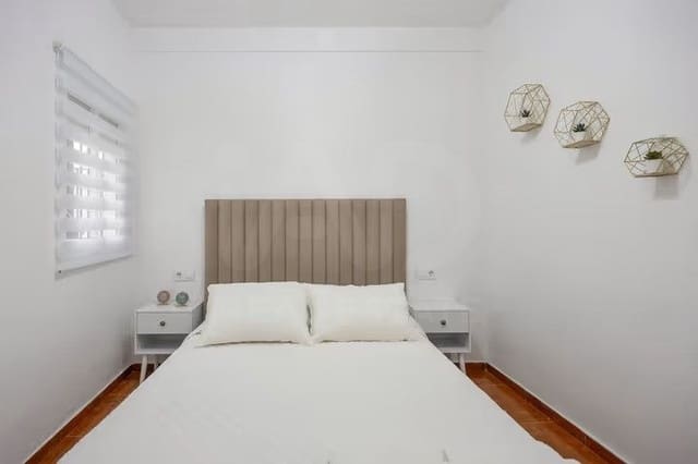 2 soverom Leilighet til salgs i Cádiz by - € 190 000 (Ref: 9991070)