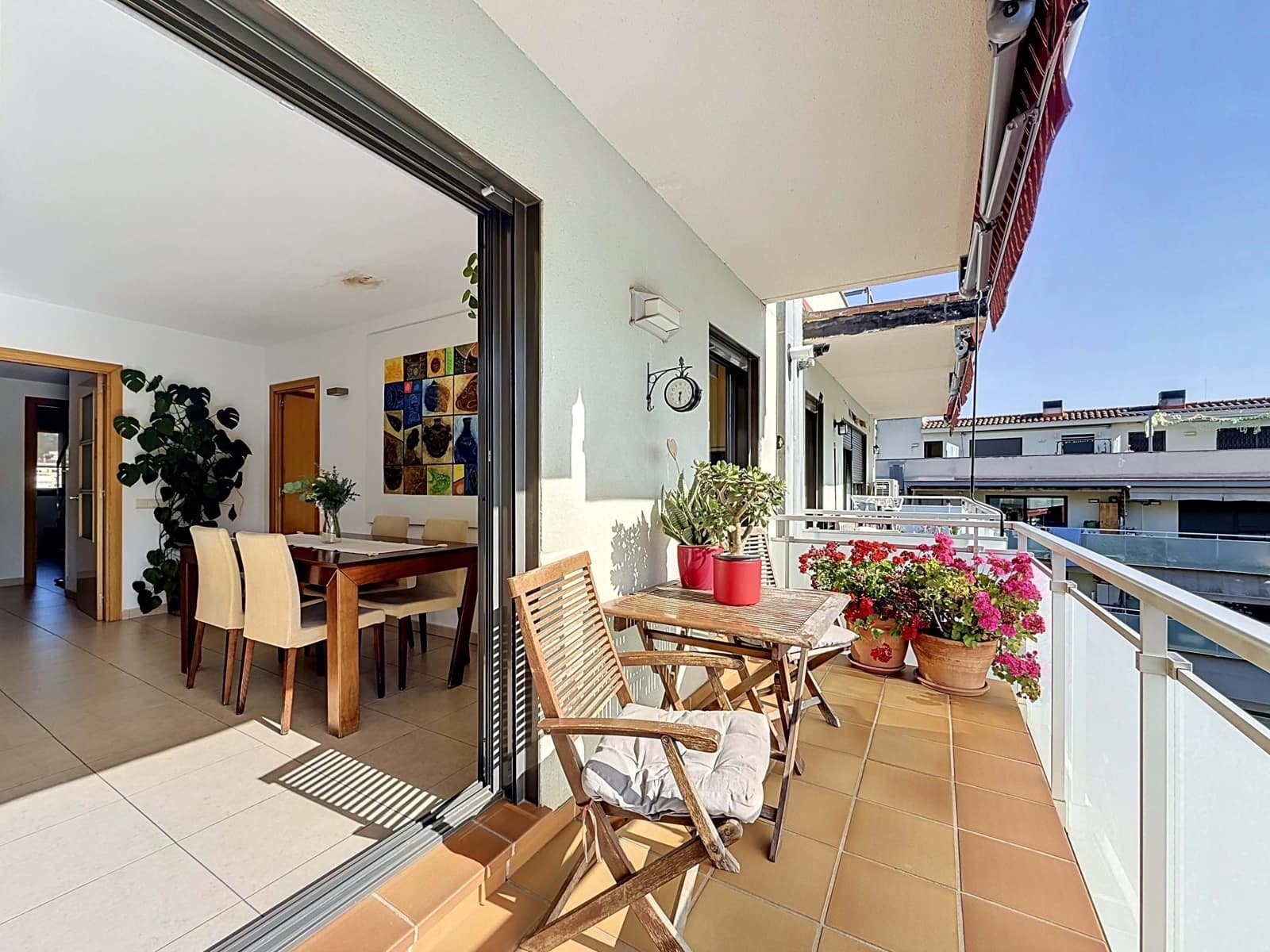 Apartamento de 3 habitaciones en Montornès del Vallès en venta con piscina - 405.000 € (Ref: 9991074)