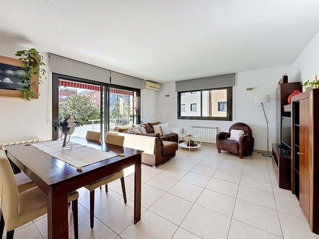 3 chambre Appartement à vendre à Montornès del Vallès avec piscine - 405 000 € (Ref: 9991074)
