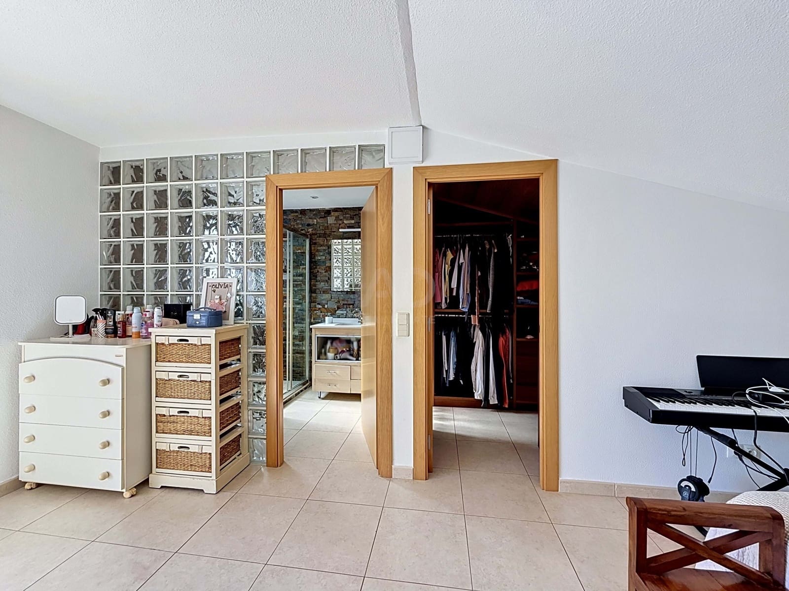 Apartamento de 3 habitaciones en Montornès del Vallès en venta con piscina - 405.000 € (Ref: 9991074)