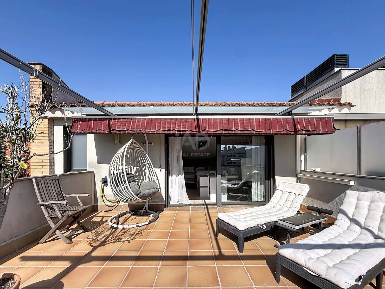 Apartamento de 3 habitaciones en Montornès del Vallès en venta con piscina - 405.000 € (Ref: 9991074)