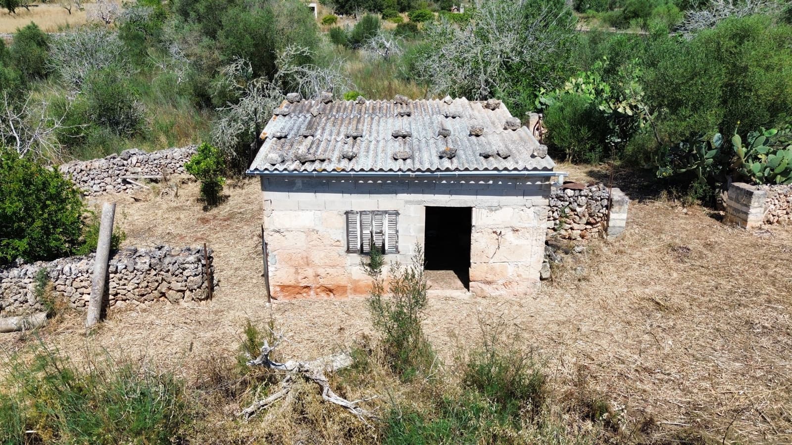 Grunde uden byggetilladelser til salg i Santa Margalida - € 92.000 (Ref: 9991075)