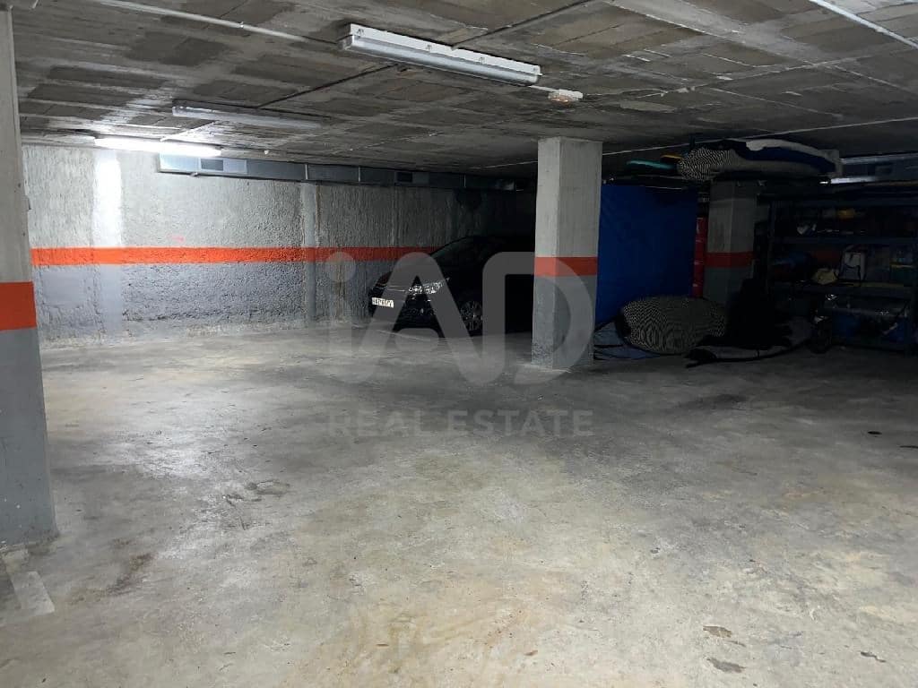 Garasje til salgs i Barcelona by - € 18 500 (Ref: 9991076)