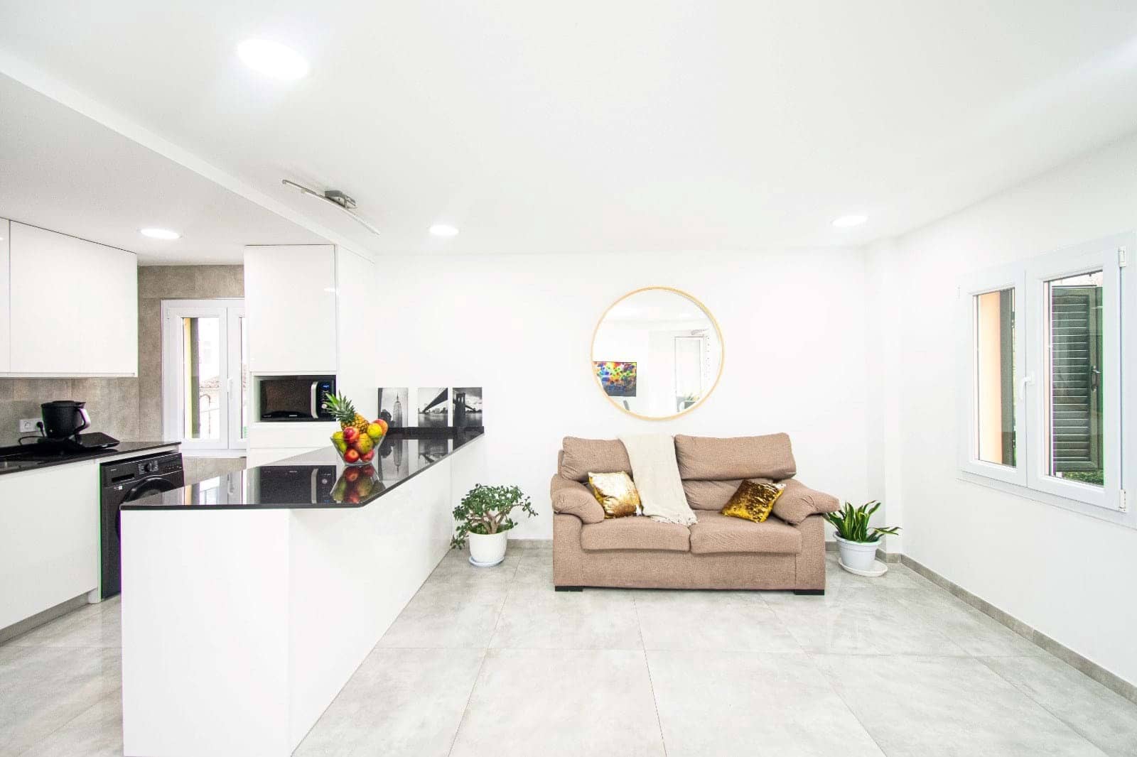 Lägenhet till salu i Palma de Mallorca - 385 000 € (Ref: 9991077)