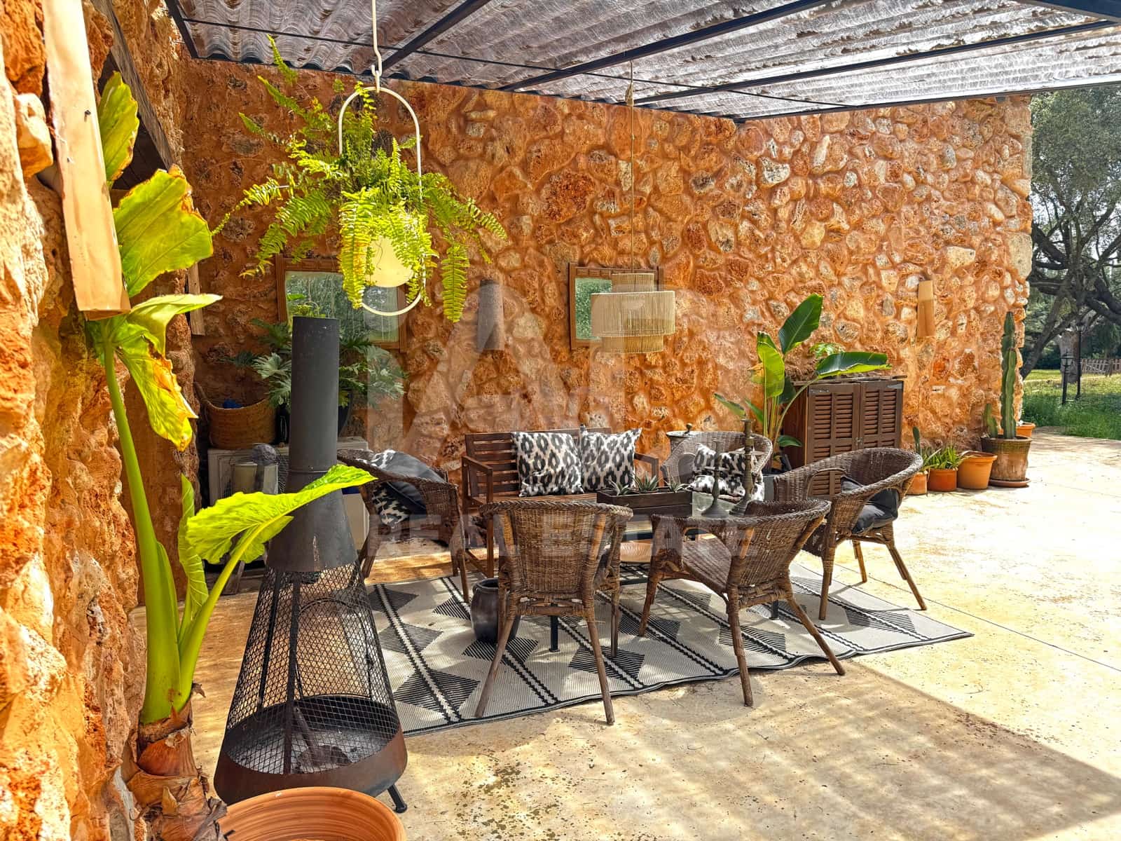 4 bedroom Villa for sale in Santa Eugenia with pool - € 1,599,000 (Ref: 9991078)