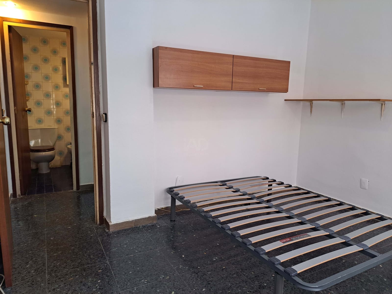 Apartamento de 4 habitaciones en Barcelona ciudad en venta - 330.000 € (Ref: 9991083)