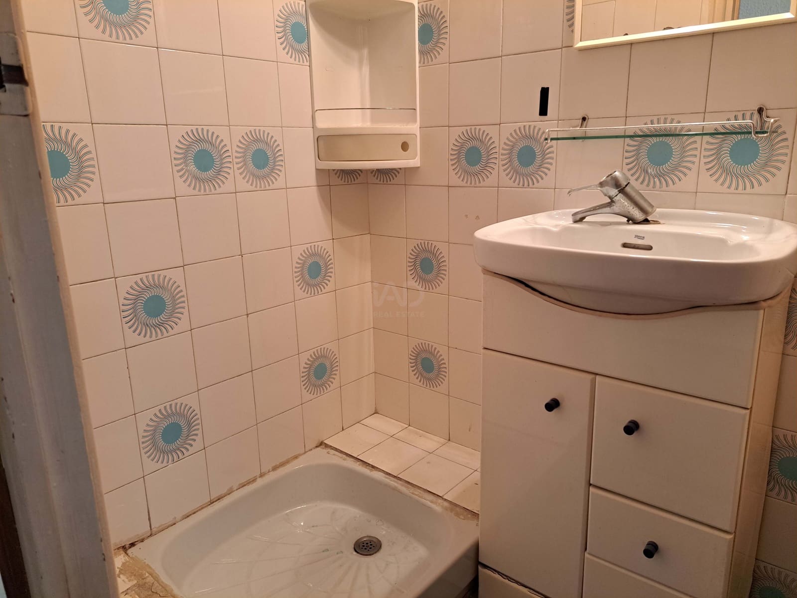 Apartamento de 4 habitaciones en Barcelona ciudad en venta - 330.000 € (Ref: 9991083)