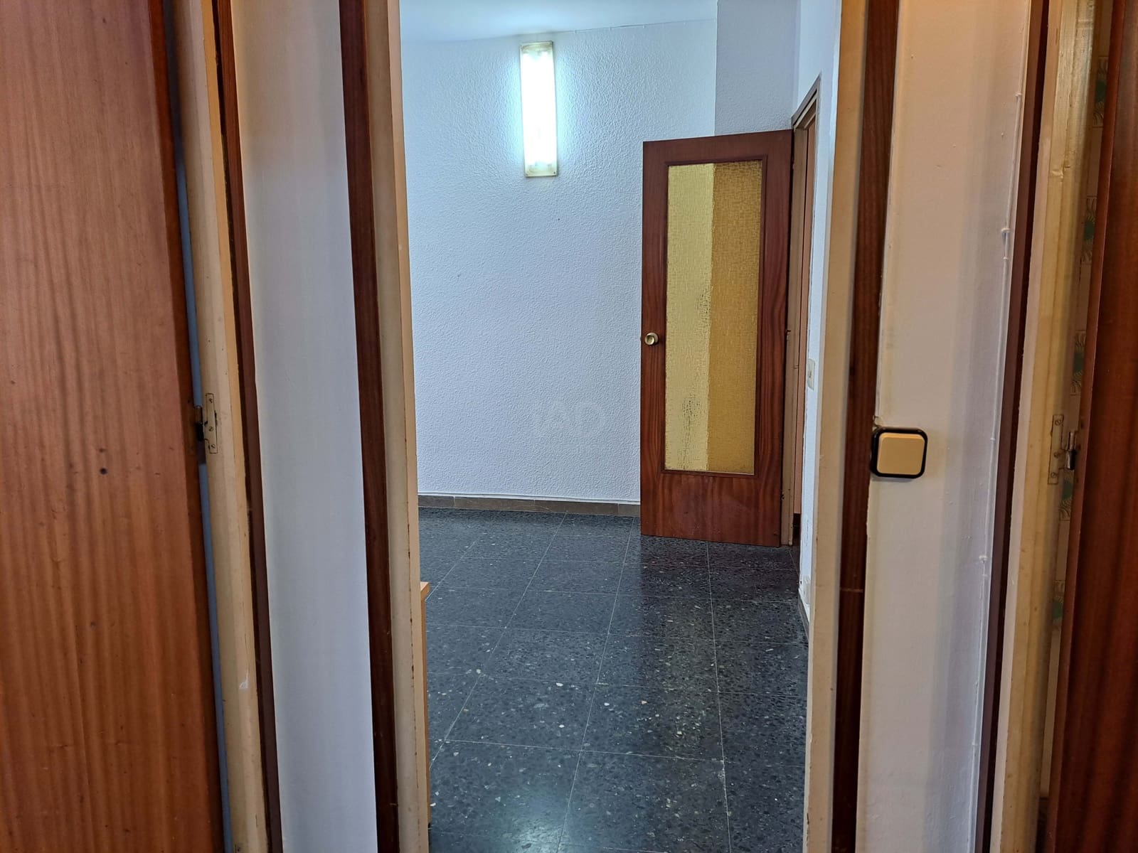 Apartamento de 4 habitaciones en Barcelona ciudad en venta - 330.000 € (Ref: 9991083)