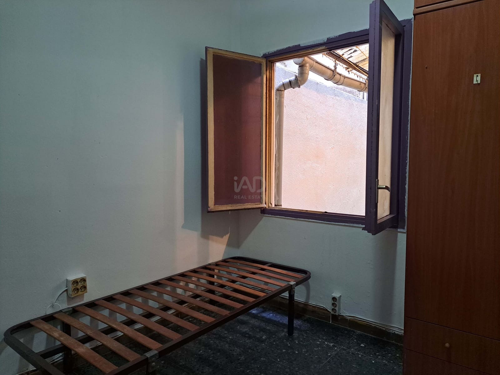 Apartamento de 4 habitaciones en Barcelona ciudad en venta - 330.000 € (Ref: 9991083)