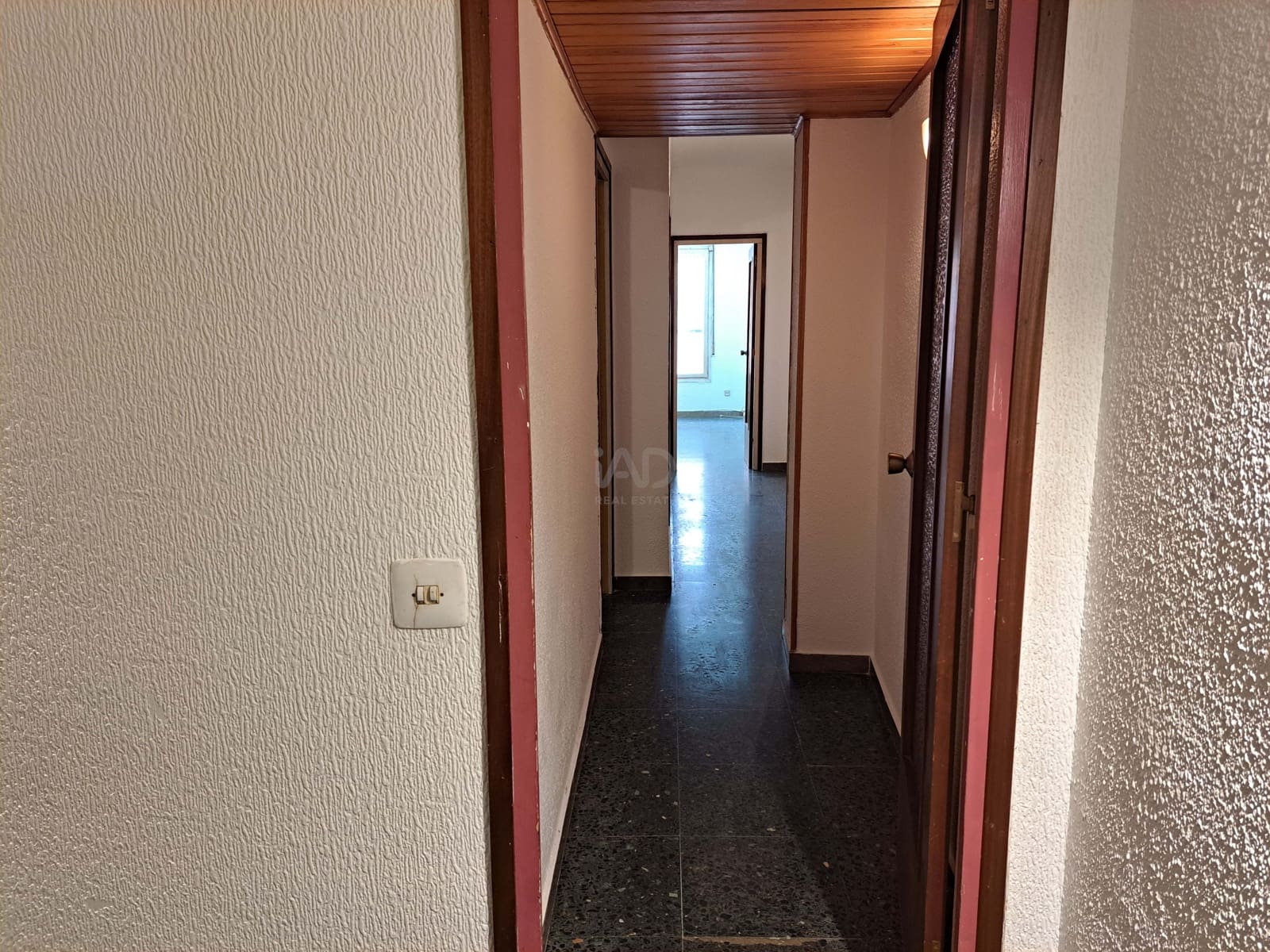 Apartamento de 4 habitaciones en Barcelona ciudad en venta - 330.000 € (Ref: 9991083)