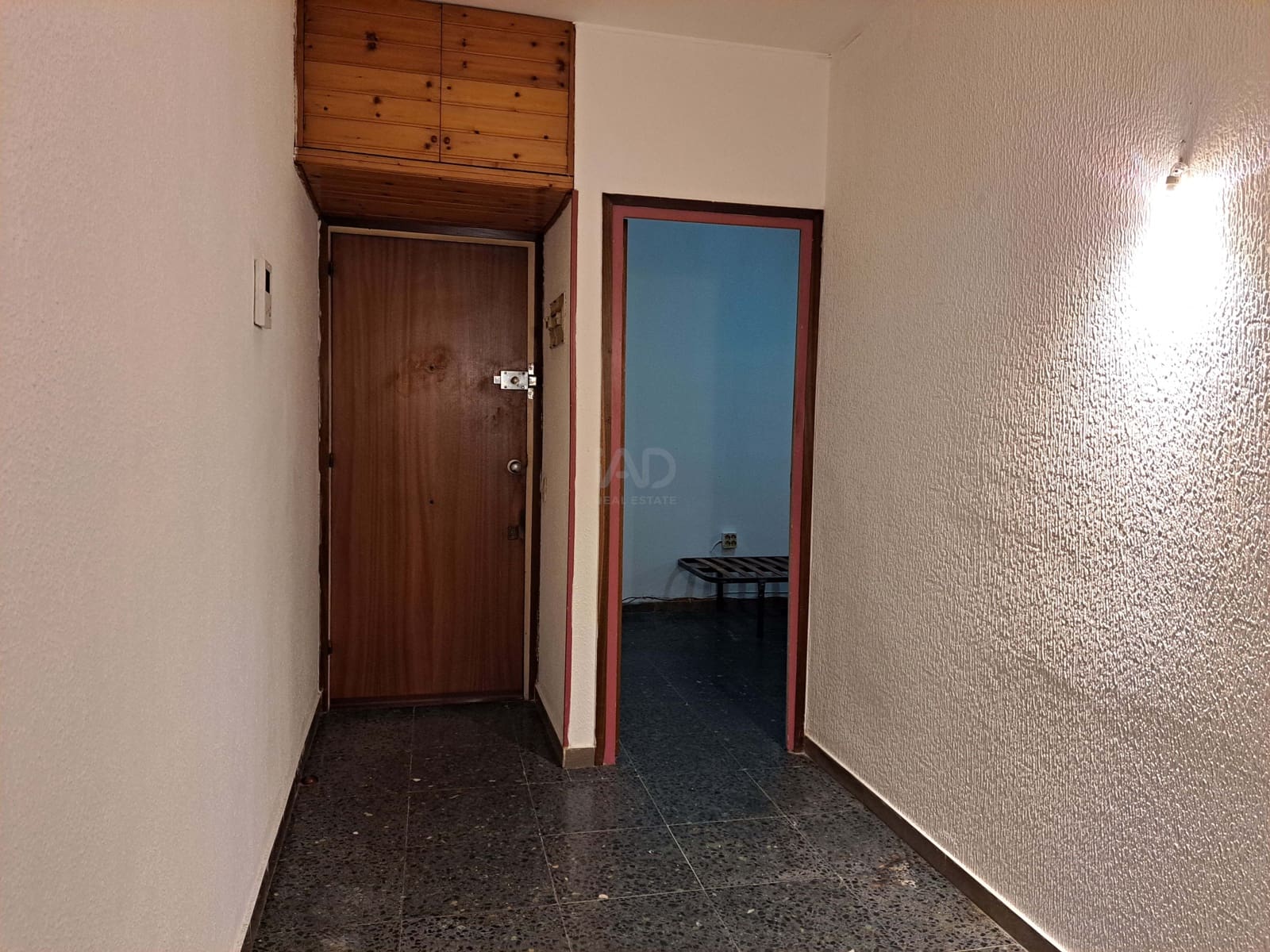 Apartamento de 4 habitaciones en Barcelona ciudad en venta - 330.000 € (Ref: 9991083)