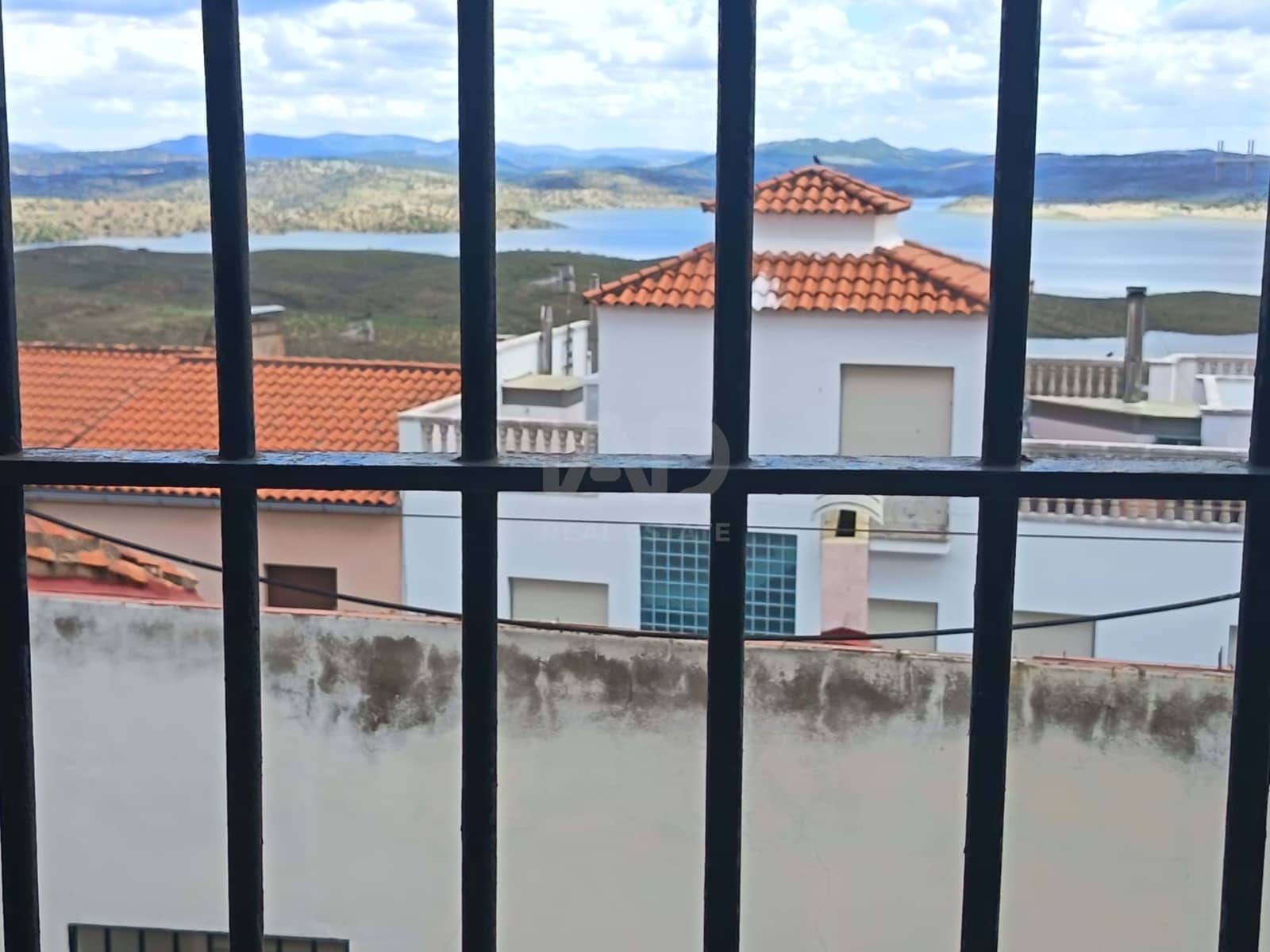 Haus zu verkaufen in Badajoz Stadt - 18.900 € (Ref: 9991085)