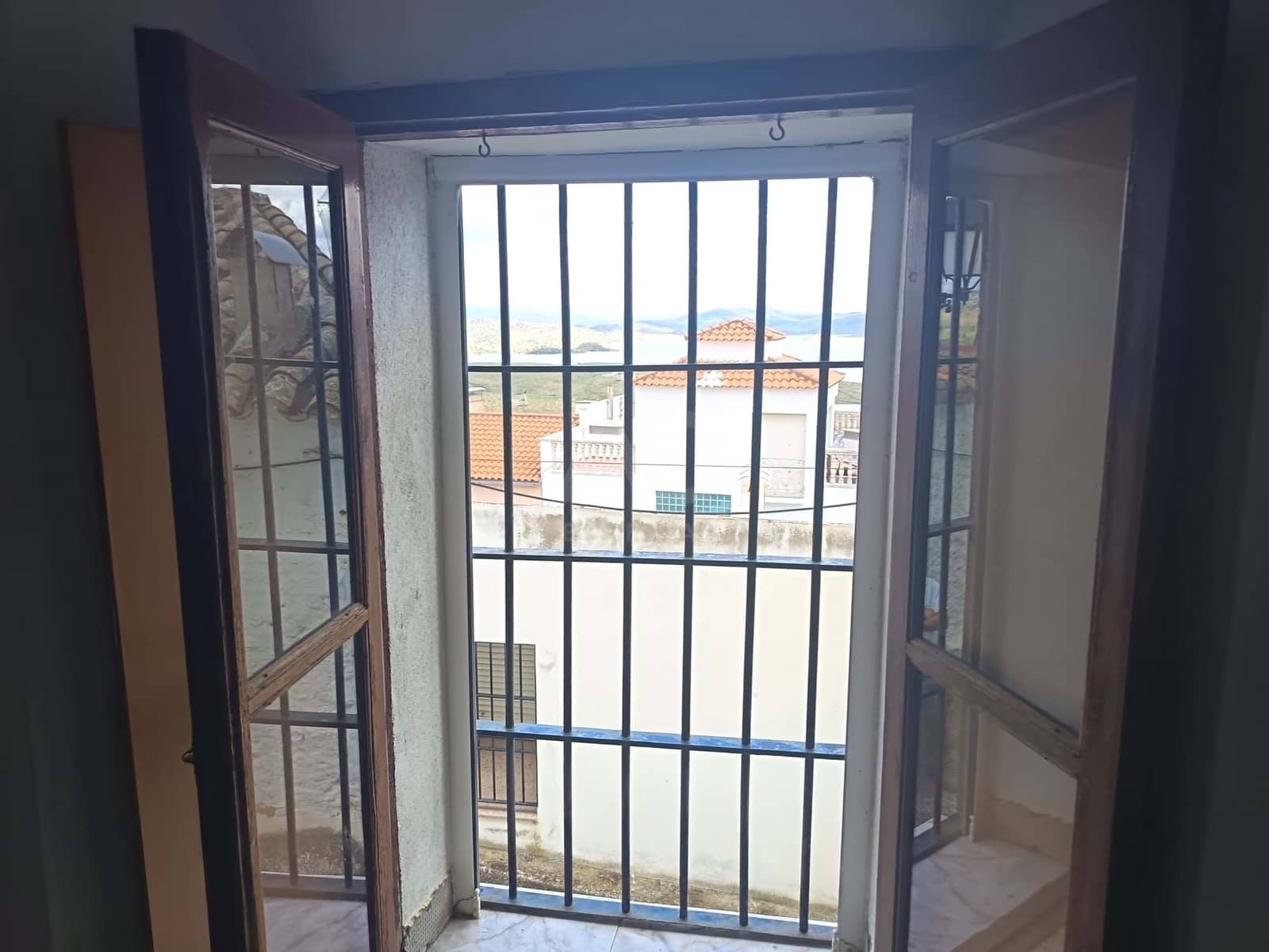 Haus zu verkaufen in Badajoz Stadt - 18.900 € (Ref: 9991085)