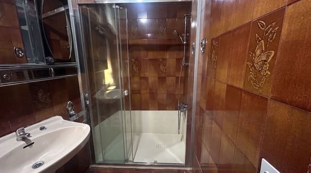 4 camera da letto Finca/Casa di Campagna in vendita in Logroño con piscina - 310.000 € (Rif: 9991088)