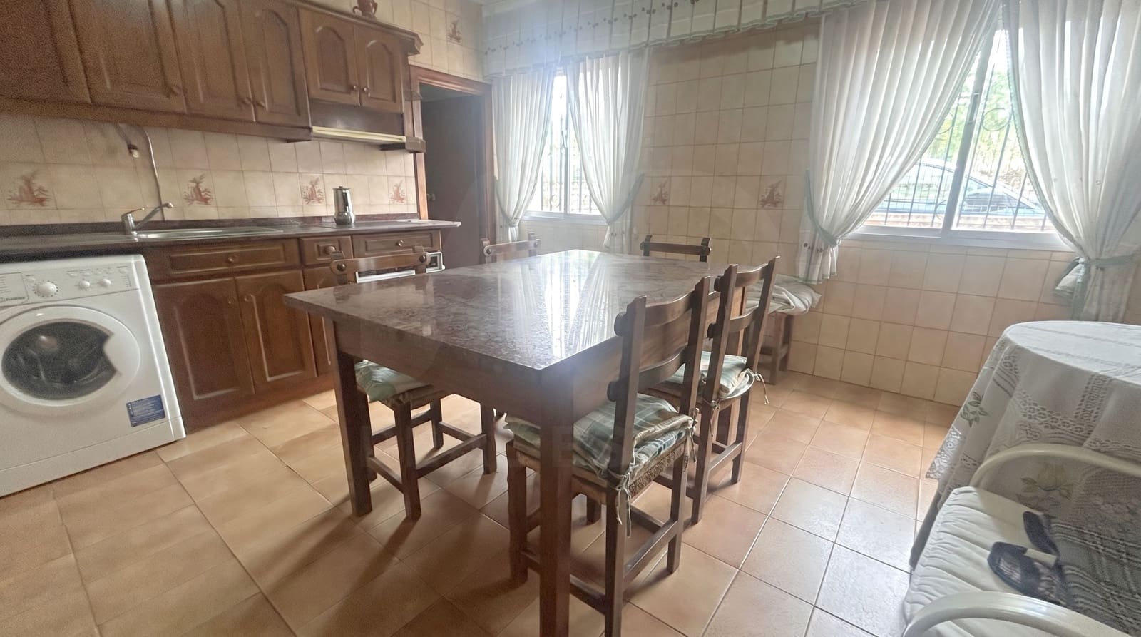 4 slaapkamer Finca/Landhuis te koop in Logrono met zwembad - € 310.000 (Ref: 9991088)