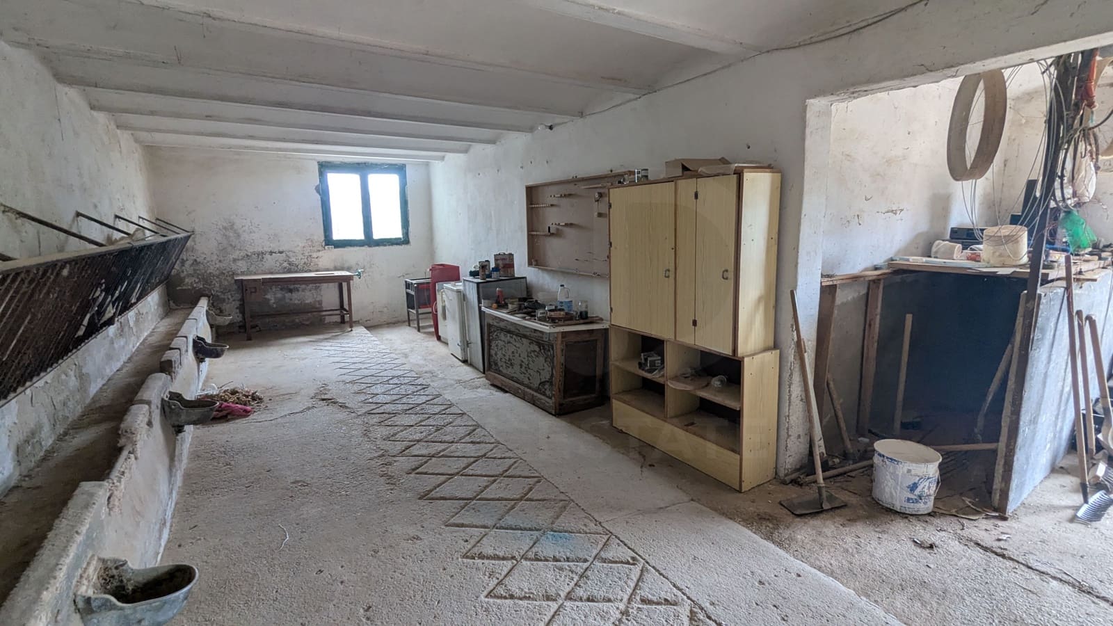 4 slaapkamer Finca/Landhuis te koop in Logrono met zwembad - € 310.000 (Ref: 9991088)