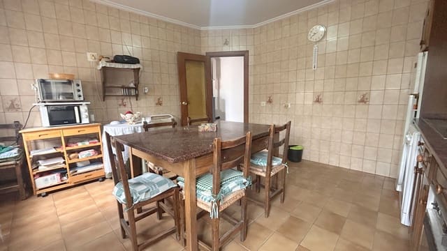 4 camera da letto Finca/Casa di Campagna in vendita in Logroño con piscina - 310.000 € (Rif: 9991088)