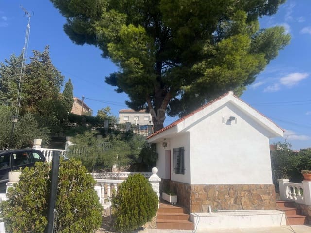Casa de 3 habitaciones en Madrid ciudad en venta con piscina - 280.000 € (Ref: 9991090)