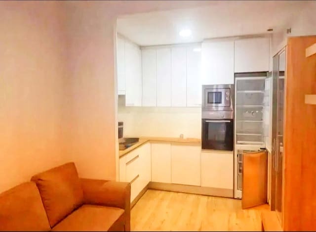 1 soveværelse Lejlighed til salg i Centro Urbano, Oviedo med swimmingpool garage - € 220.000 (Ref: 9991092)
