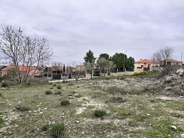 Tomt till salu i Madrid stad - 82 000 € (Ref: 9991093)