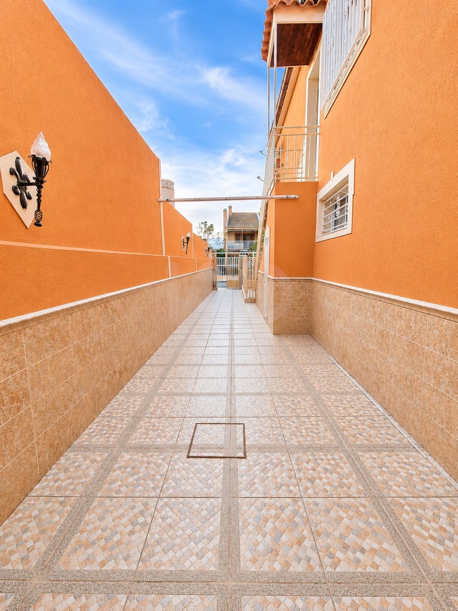 4 makuuhuone Omakotitalo myytävänä paikassa Puerto de Mazarron - 154 000 € (Ref: 9991094)