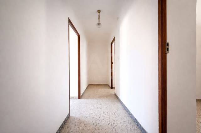5 bedroom Townhouse for sale in Archena - € 89,000 (Ref: 9991097)