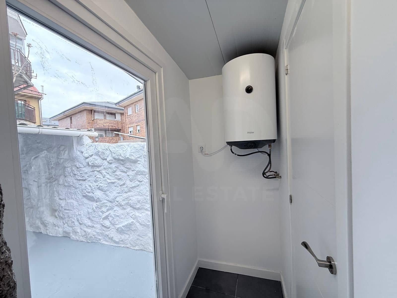 2 sovrum Lägenhet till salu i Madrid stad - 234 000 € (Ref: 9991098)