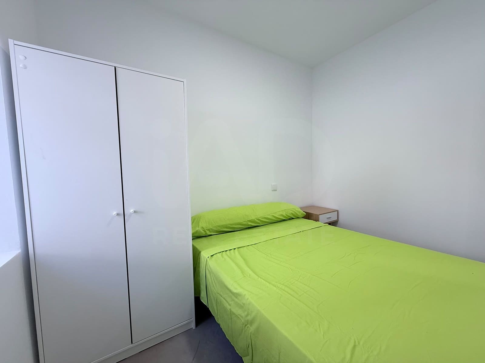 2 sovrum Lägenhet till salu i Madrid stad - 234 000 € (Ref: 9991098)