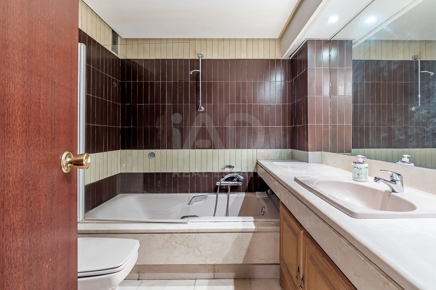 5 soverom Leilighet til salgs i Madrid by med svømmebasseng garasje - € 3 350 000 (Ref: 9991100)