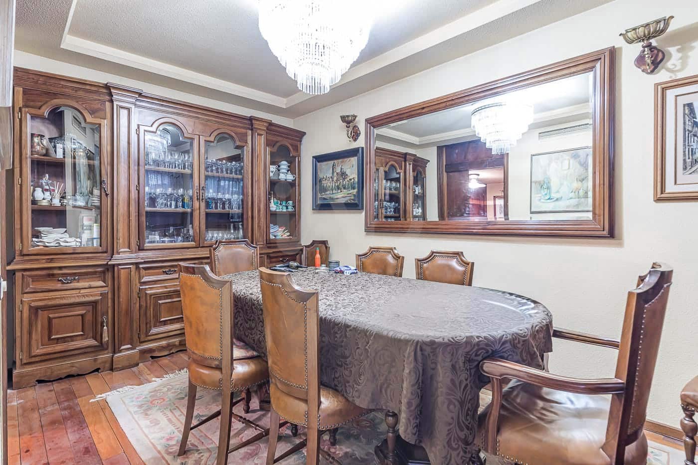 5 soverom Leilighet til salgs i Madrid by med svømmebasseng garasje - € 3 350 000 (Ref: 9991100)