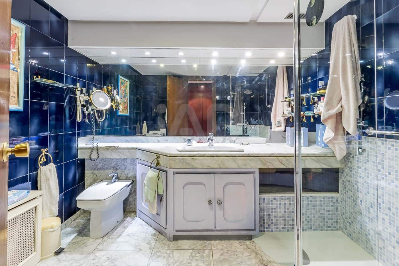 5 soverom Leilighet til salgs i Madrid by med svømmebasseng garasje - € 3 350 000 (Ref: 9991100)