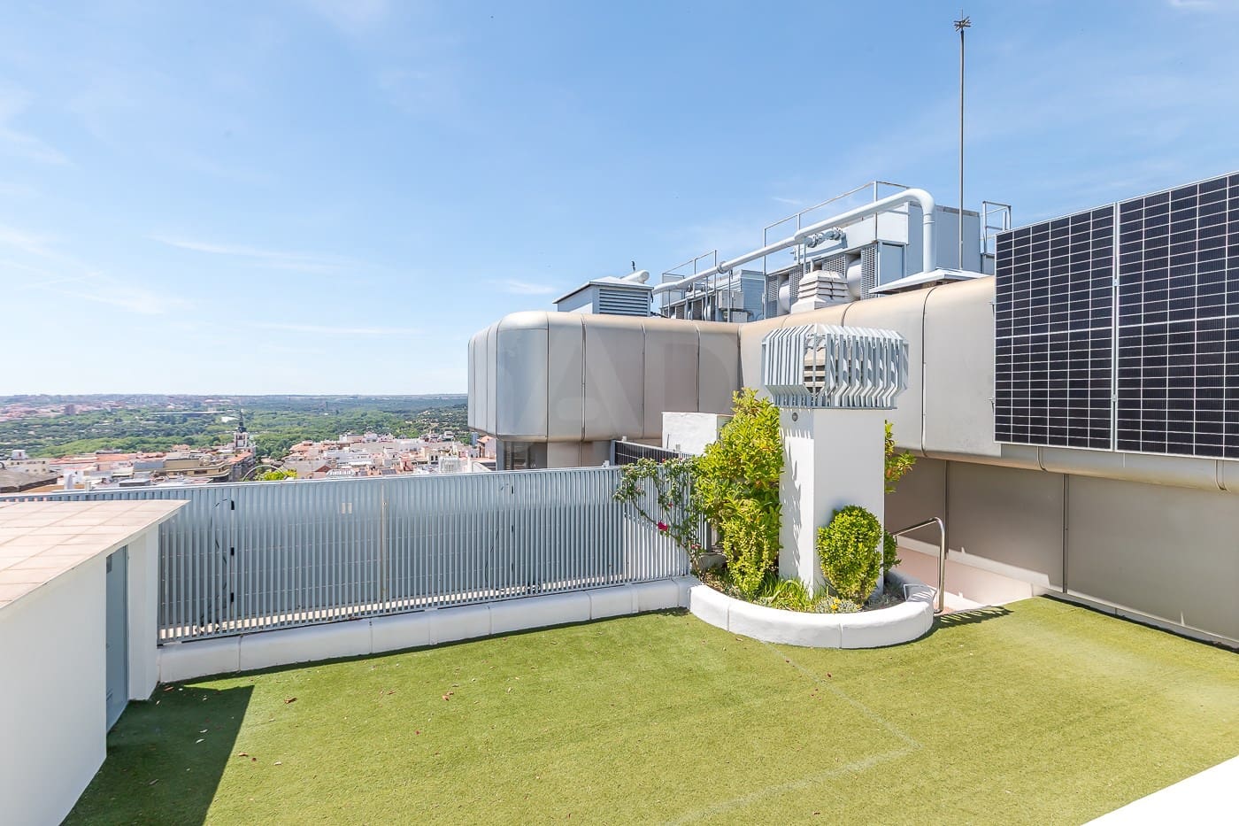 5 soverom Leilighet til salgs i Madrid by med svømmebasseng garasje - € 3 350 000 (Ref: 9991100)